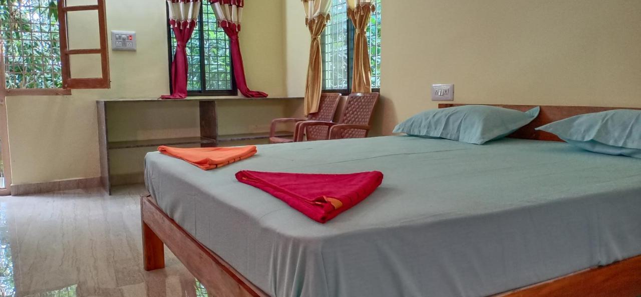 Gopi Plantation Homestay ハンピ エクステリア 写真