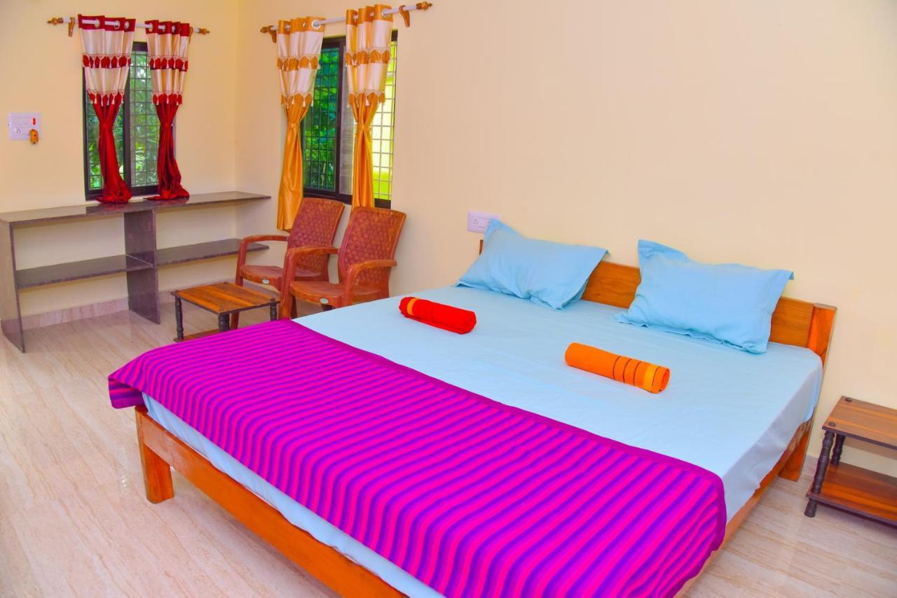 Gopi Plantation Homestay ハンピ エクステリア 写真